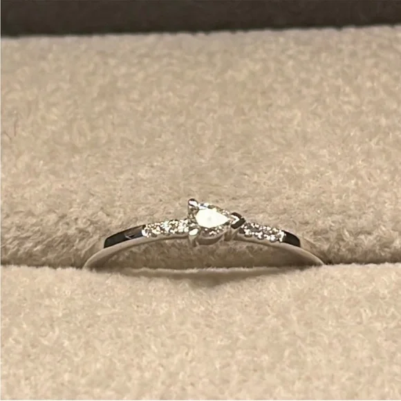 Bony Levy Liora 18k white gold sz 6 teardrop diamond - Picture 5 of 7